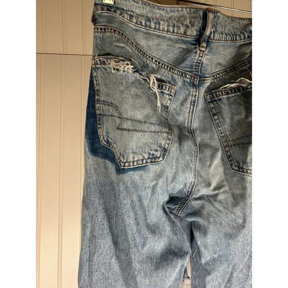 American Eagle Jeans Womens Blue Mom Jeans Distressed Straight Leg Size 4 - Picture 5 of 9